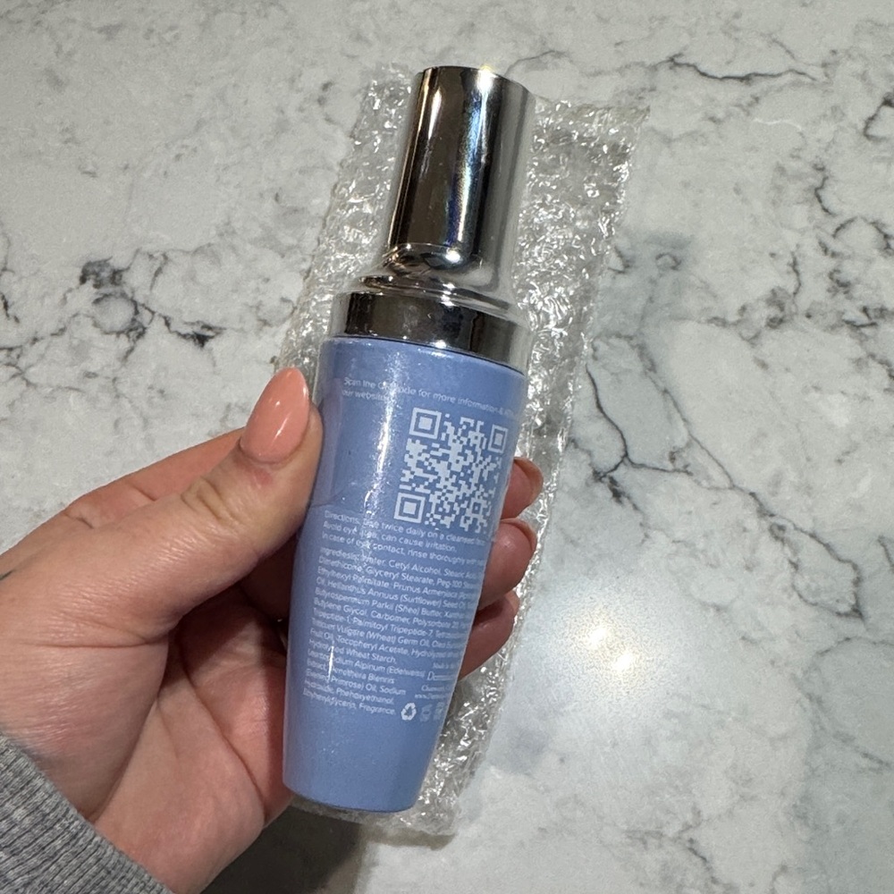 Dermalactives Triple Power Collagen Moisturizer - Silver and Blue - Picture 5 of 5
